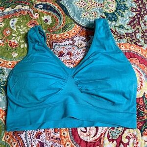 Soft and comfortable sports/lounge bra.